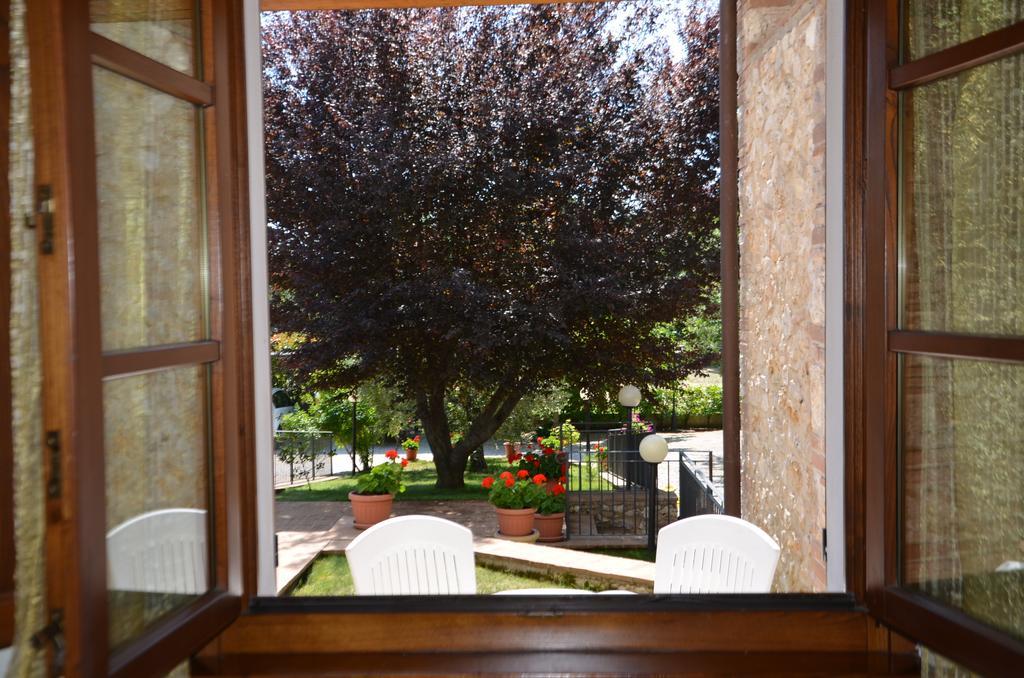 Casale Santa Caterina Aparthotel Amelia Phòng bức ảnh
